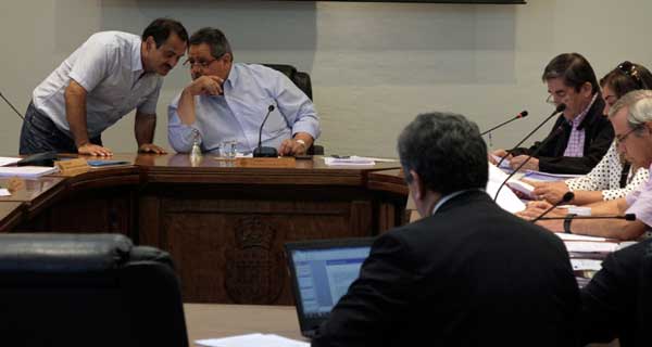 Piden Agotar Instancia Legal Por Agua En Las Termas